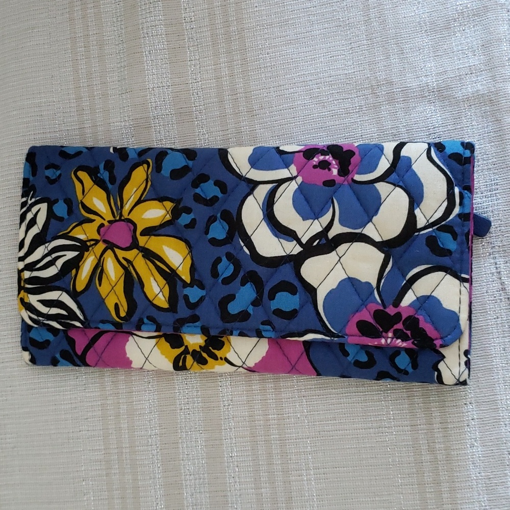 Vera Bradley wallet